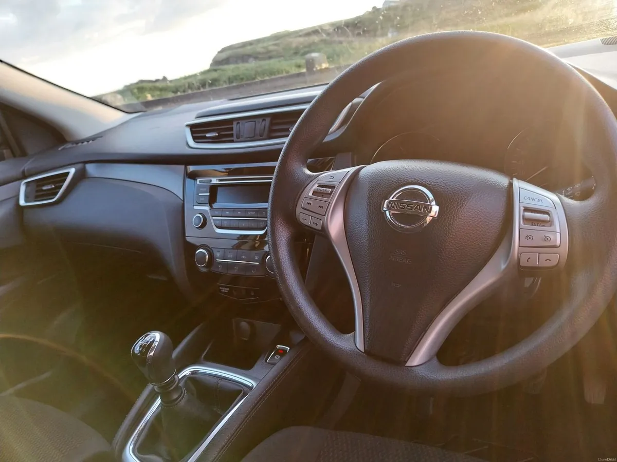Nissan Qashqai 2017 - Image 6