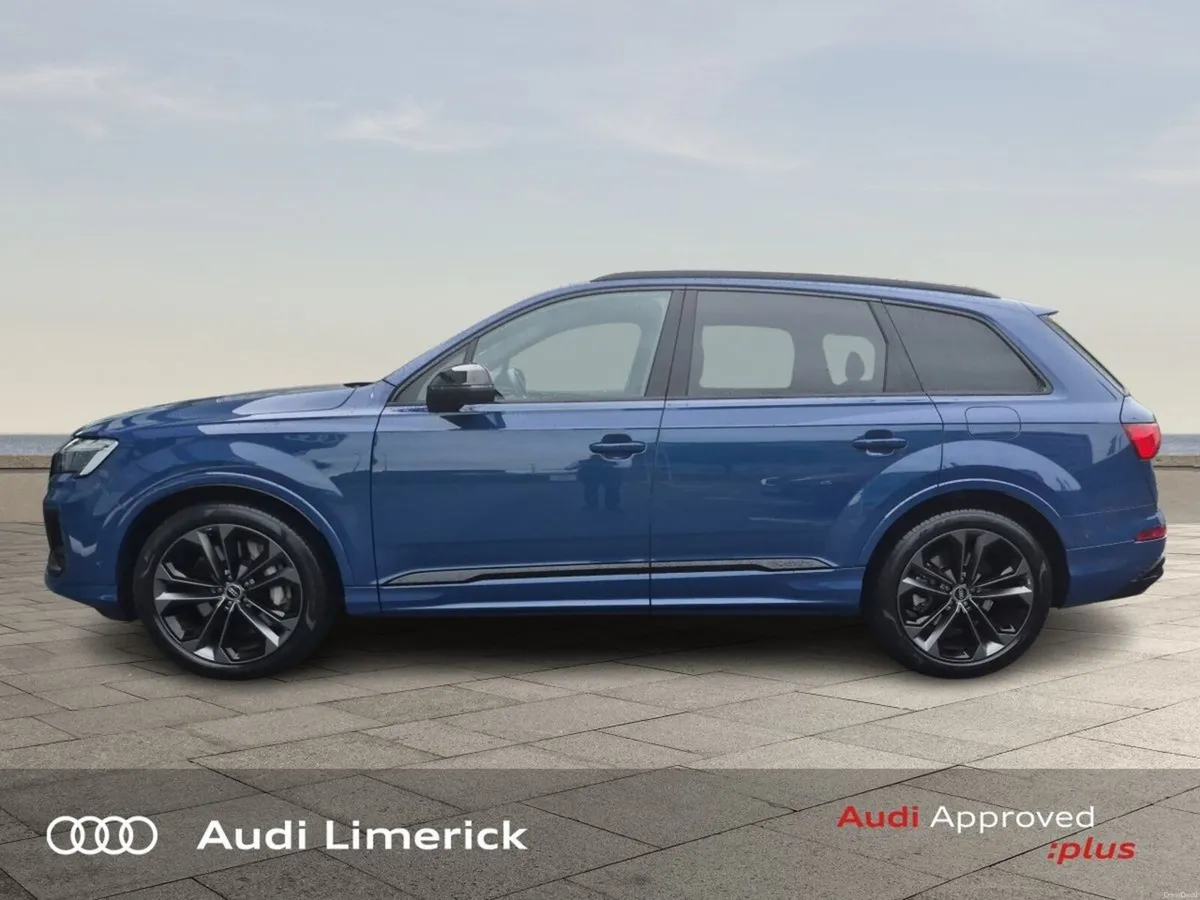 Audi Q7 TFSI-E S LINE BLACK EDITION QUATTRO - Image 4