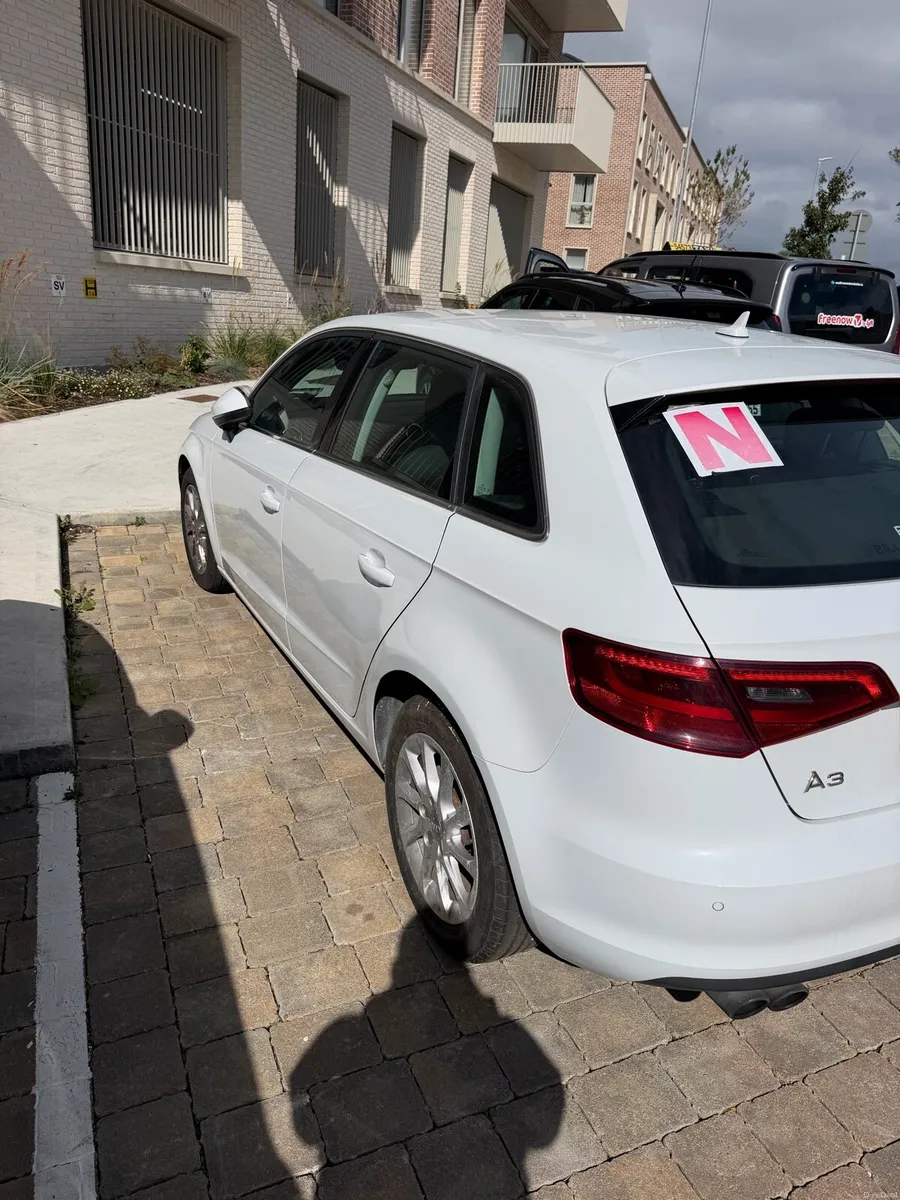 Audi A3 2013 - Image 2