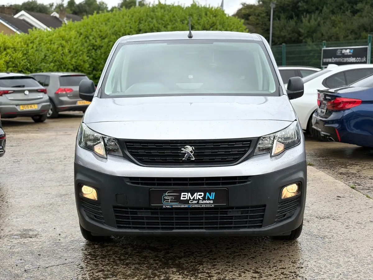2019 PARTNER 1.6 HDI TOP SPEC - Image 2