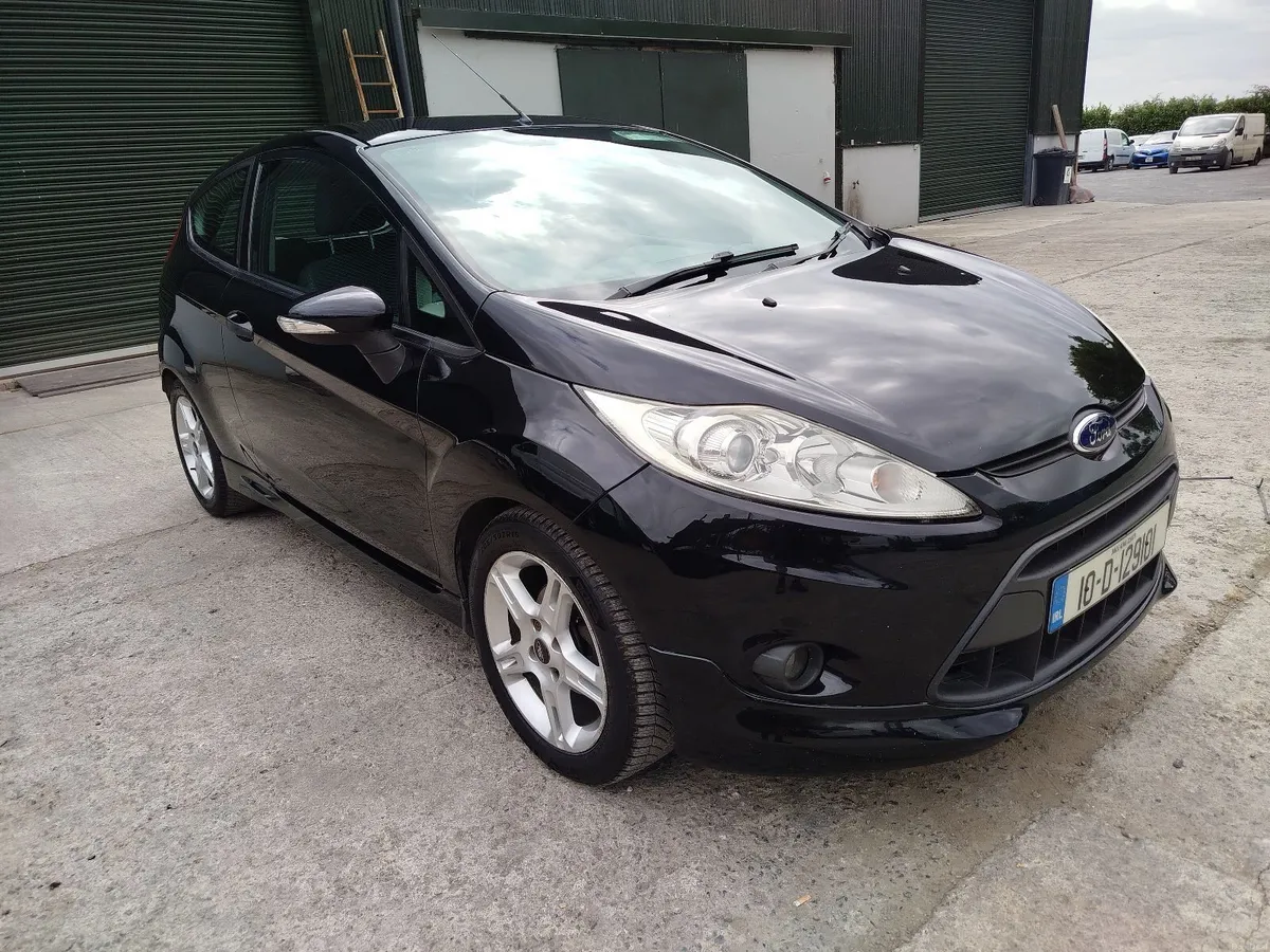 Ford Fiesta 2010 Zetec S - Image 2