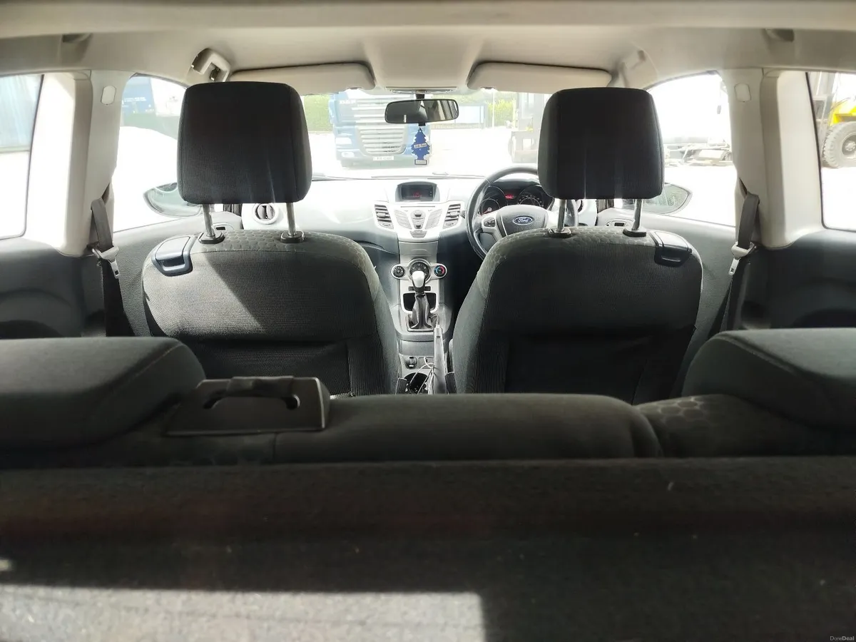 Ford Fiesta 2010 Zetec S - Image 4