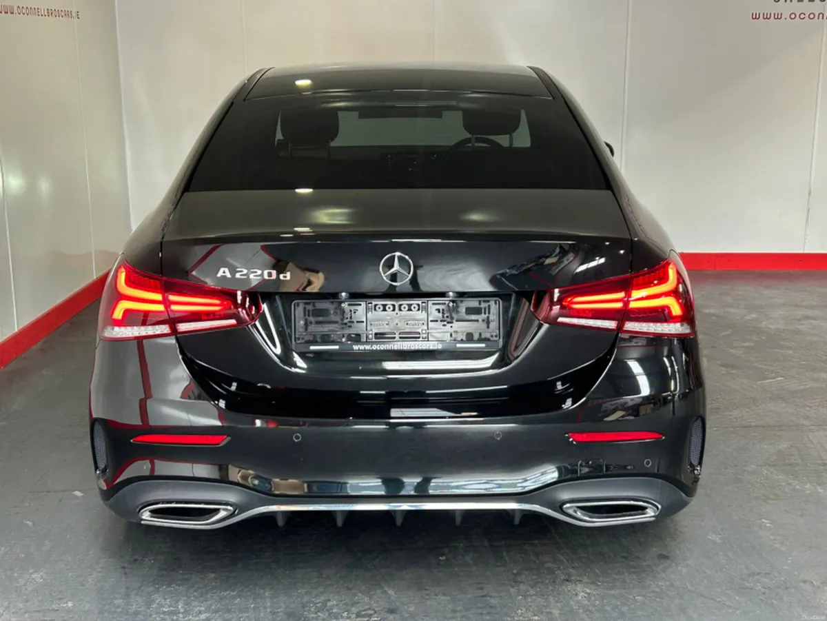 Mercedes-Benz A-Class A220 D AMG LINE EXECUTIVE SA - Image 5