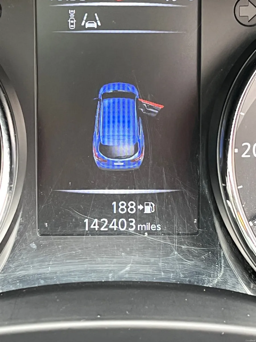 Nissan qashqai 1.5 - Image 6