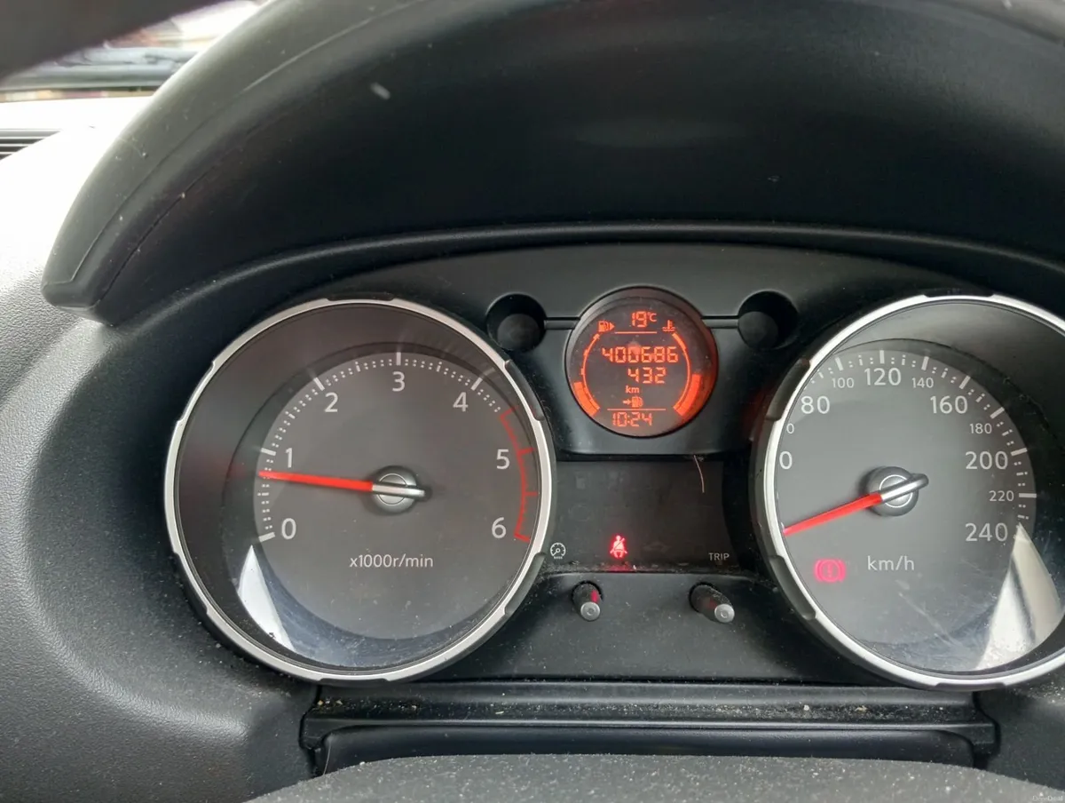 Nissan Qashqai 2010 - Image 1