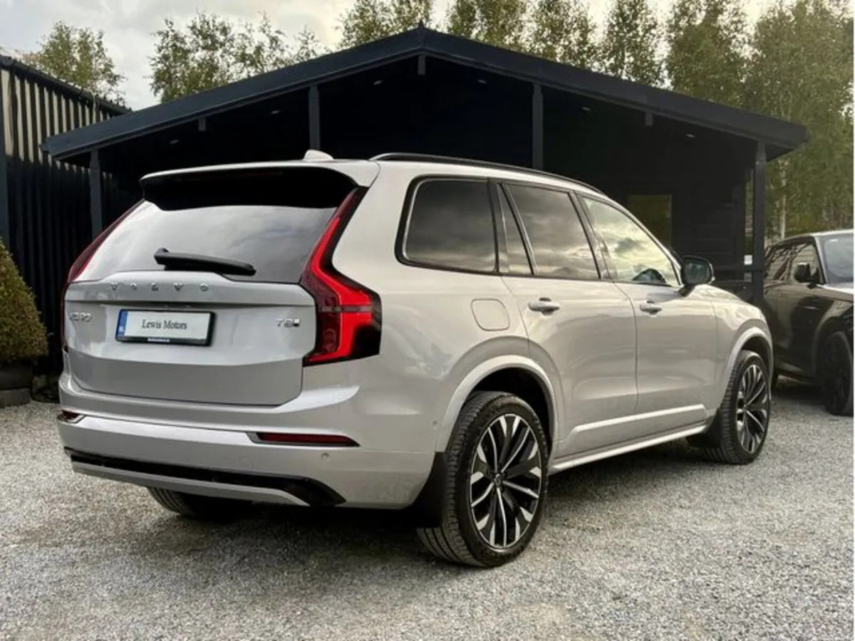 Volvo XC90 T8 ULTRA AWD, HUGE SPEC, BOWERS & WILKI - Image 6