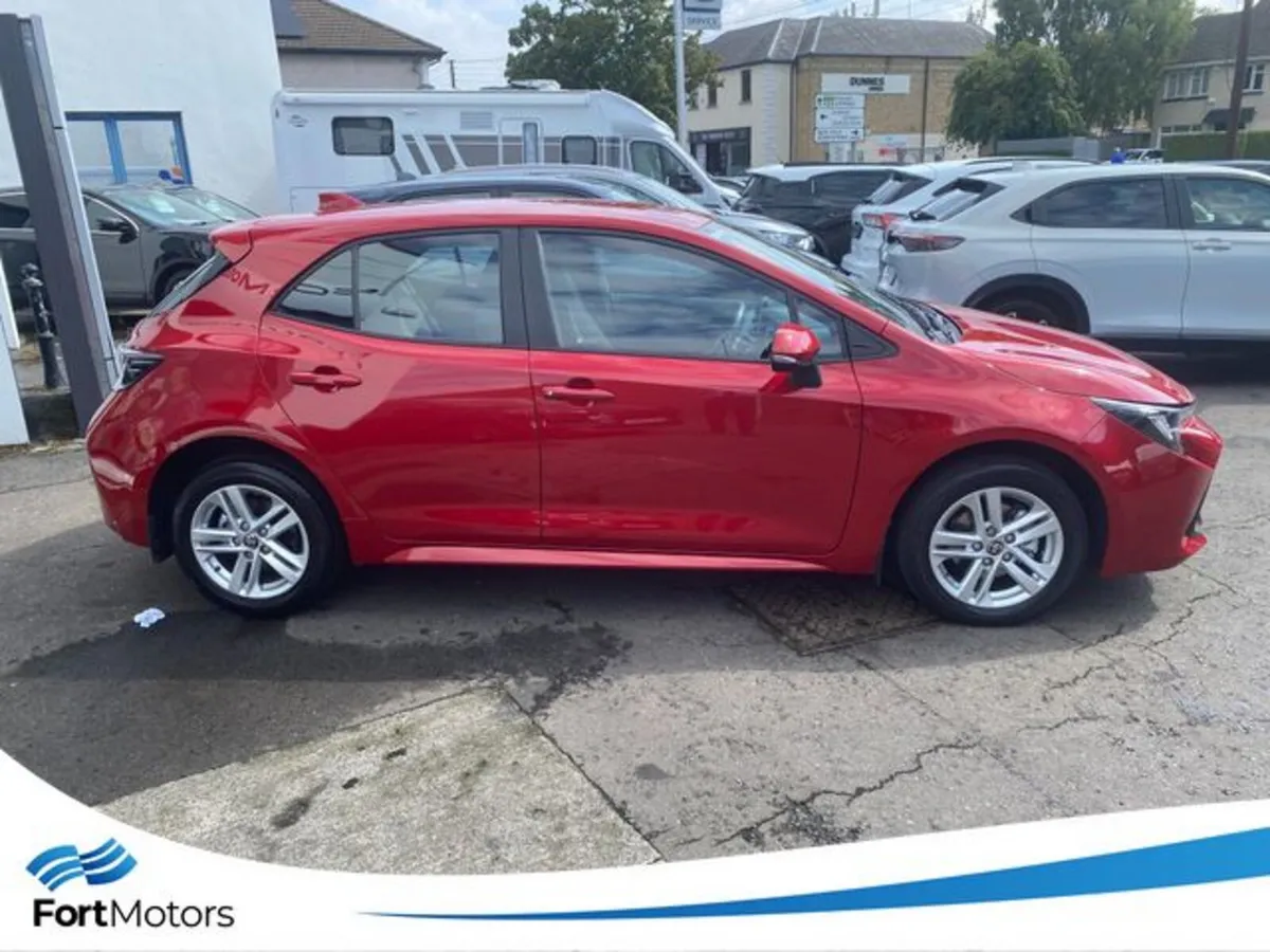 Toyota Corolla Luna Hybrid Automatic Hatchback 290 - Image 6