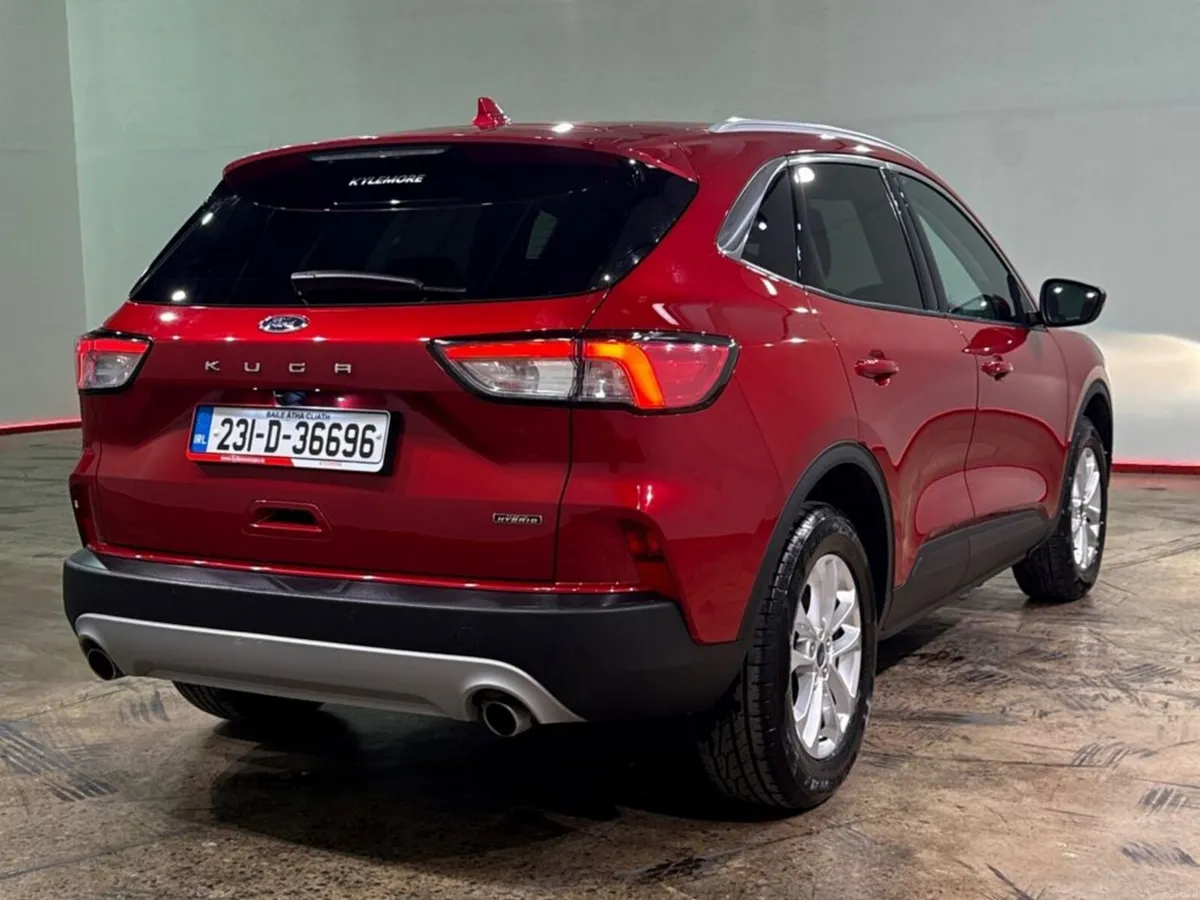 Ford Kuga 2.5 TITANIUM - PHEV - ALLOY WHEELS - CRU - Image 5
