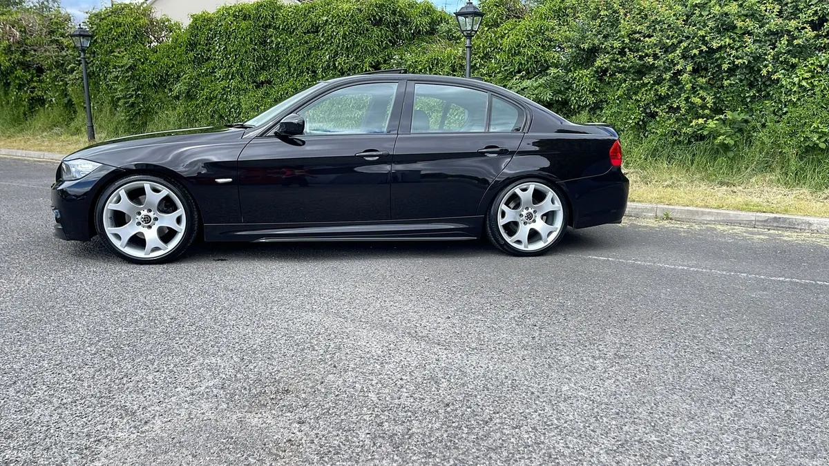 Bmw E90 323i 2.5 petrol automatic - Image 4
