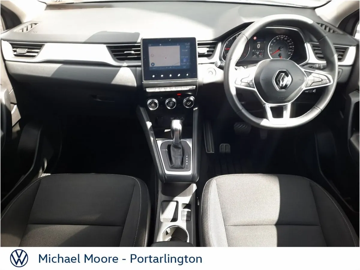Renault Captur Tce 130 EDC Iconic - Image 2