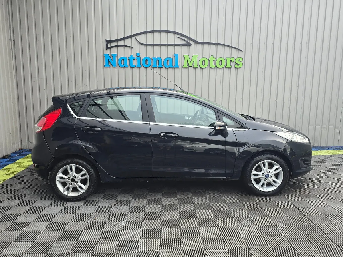 2014 Ford Fiesta ZETEC 1.0 PETROL - Image 2