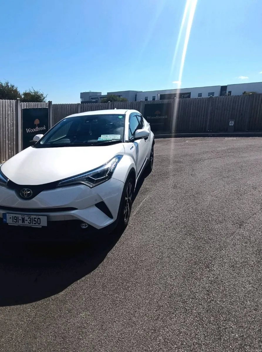 Toyota C-HR 2019 - Image 2