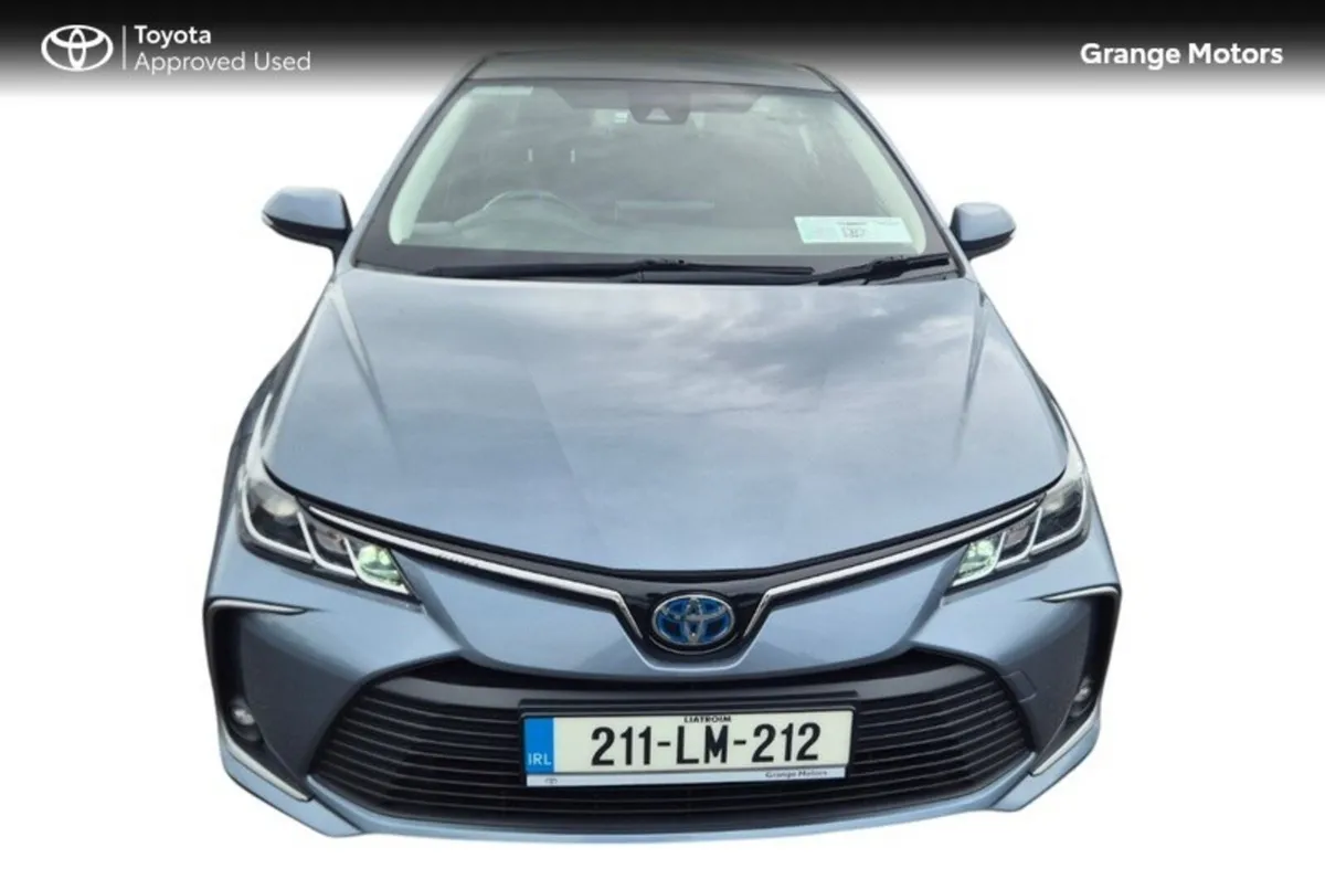 Toyota Corolla 1.8 HYBRID LUNA SALOON - Image 5