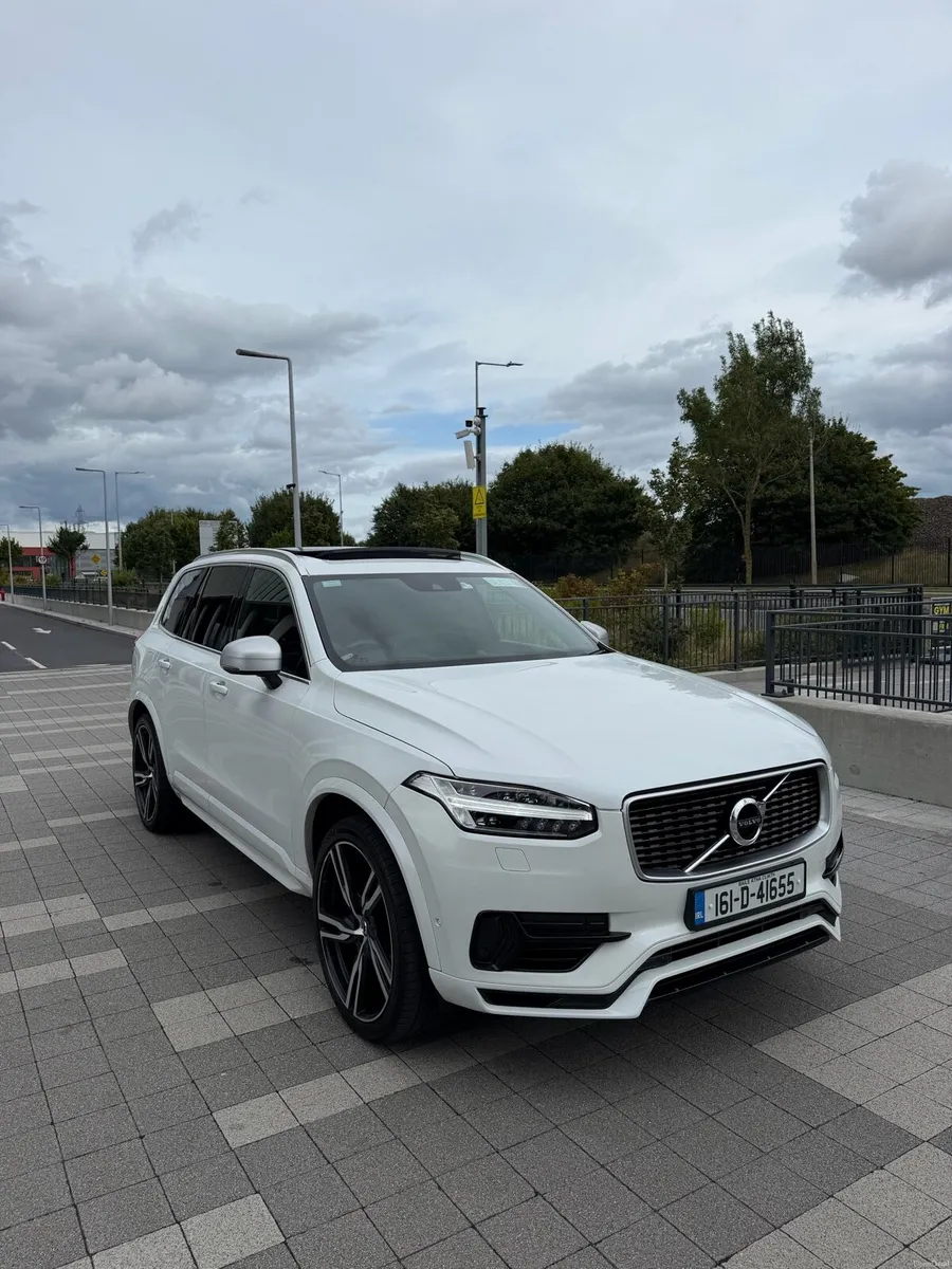 Volvo XC90 T8 R Design 7 Seater. FSH. Immaculate. - Image 2