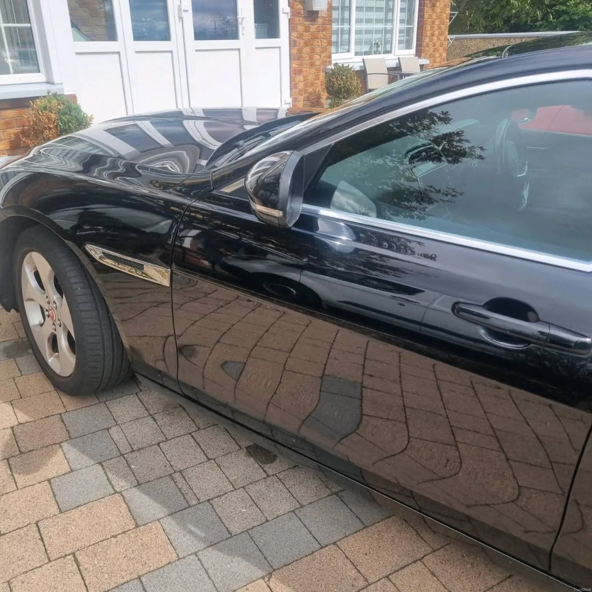 Jaguar XE 2018 - Image 3