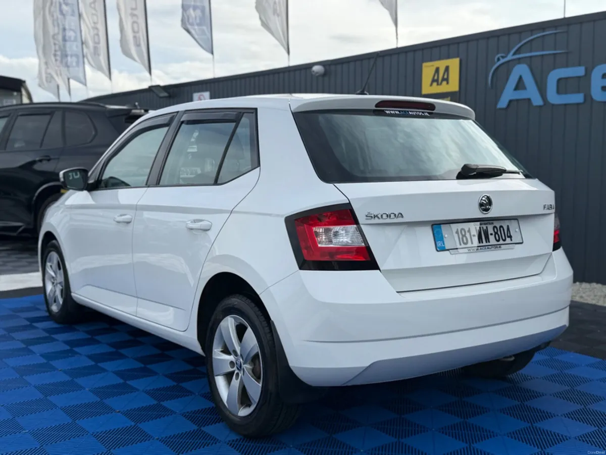 Skoda Fabia AMBITION - 1.0L PETROL - MANUAL - 12M - Image 5