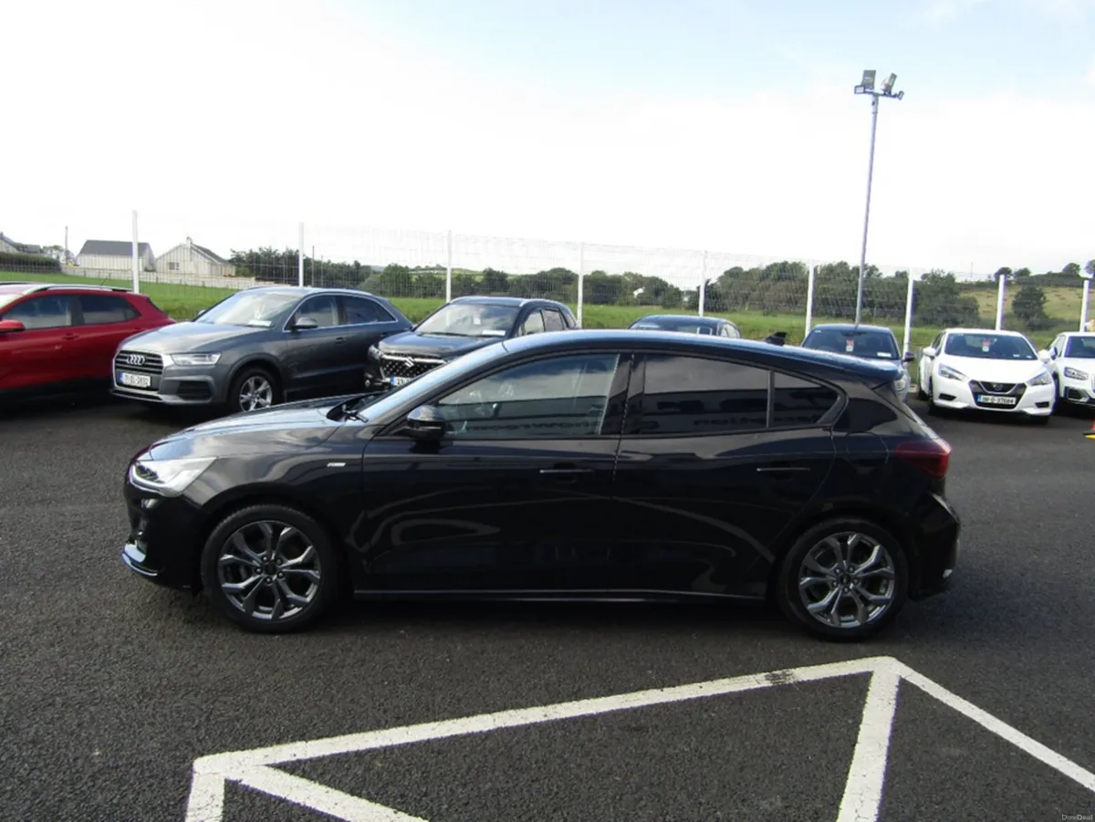 Ford Focus ST-LINE - Image 6