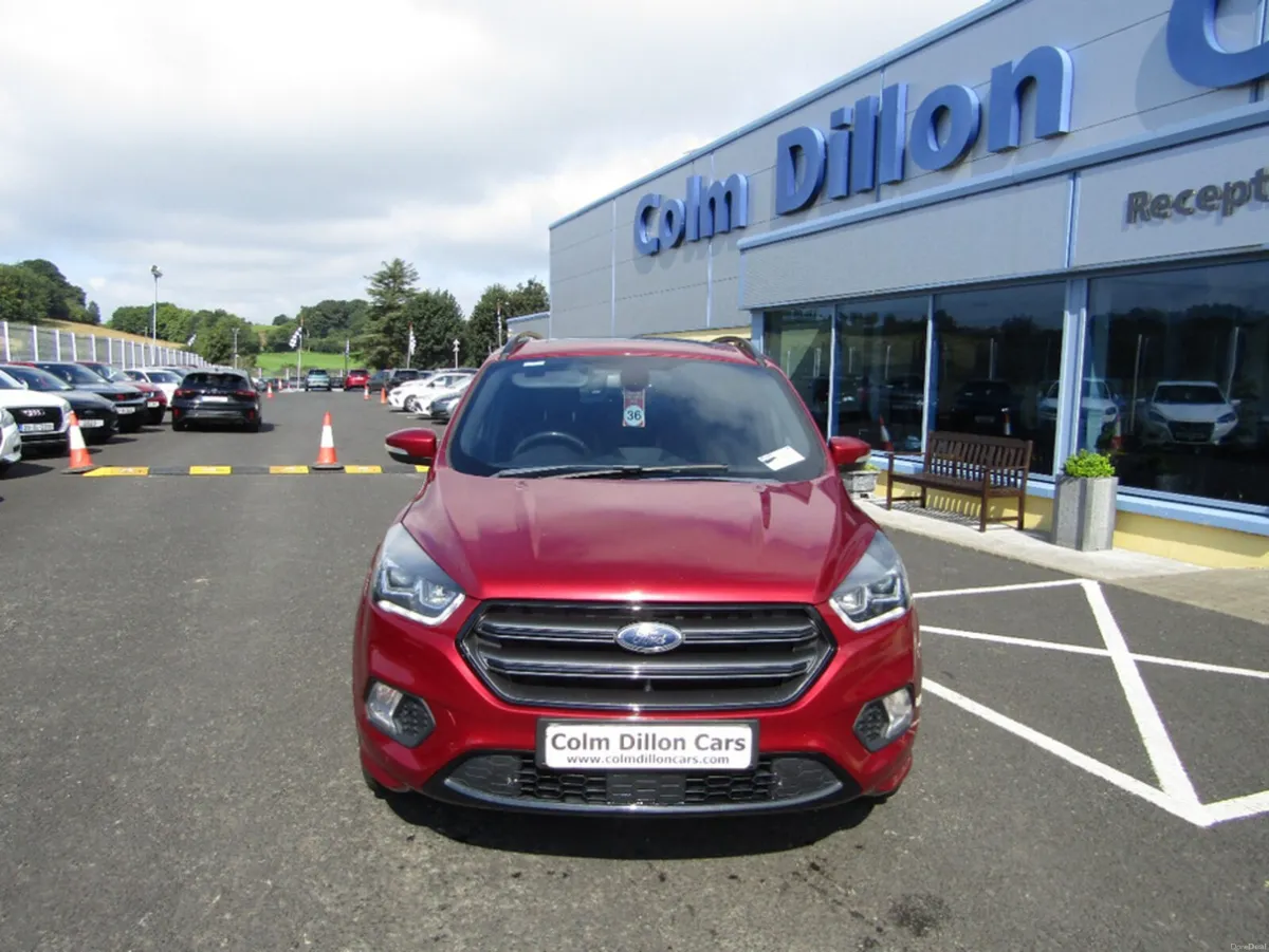 Ford Kuga 1.5 TDCI 120PS FW FWD 4DR ST-LINE - Image 4