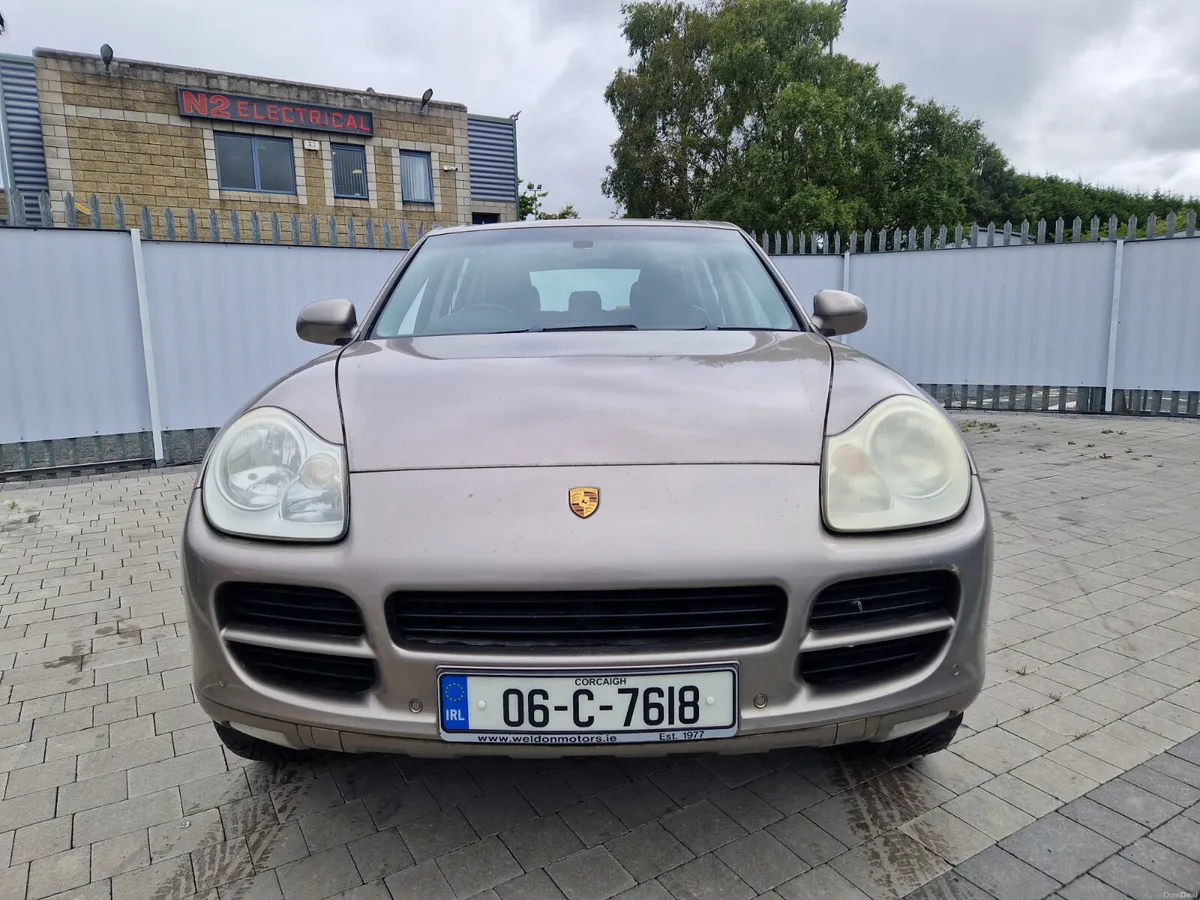 Porsche Cayenne 2006 - Image 2