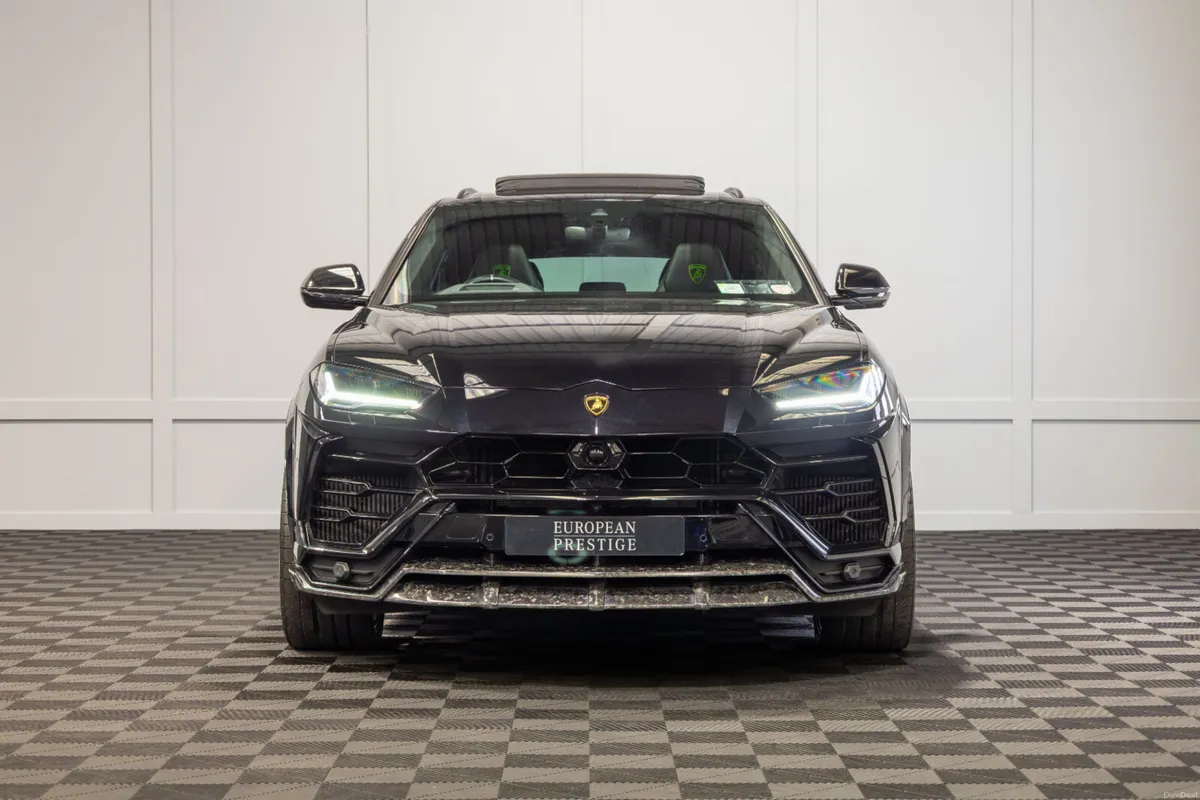 2021 Lamborghini Urus V8 - Image 2