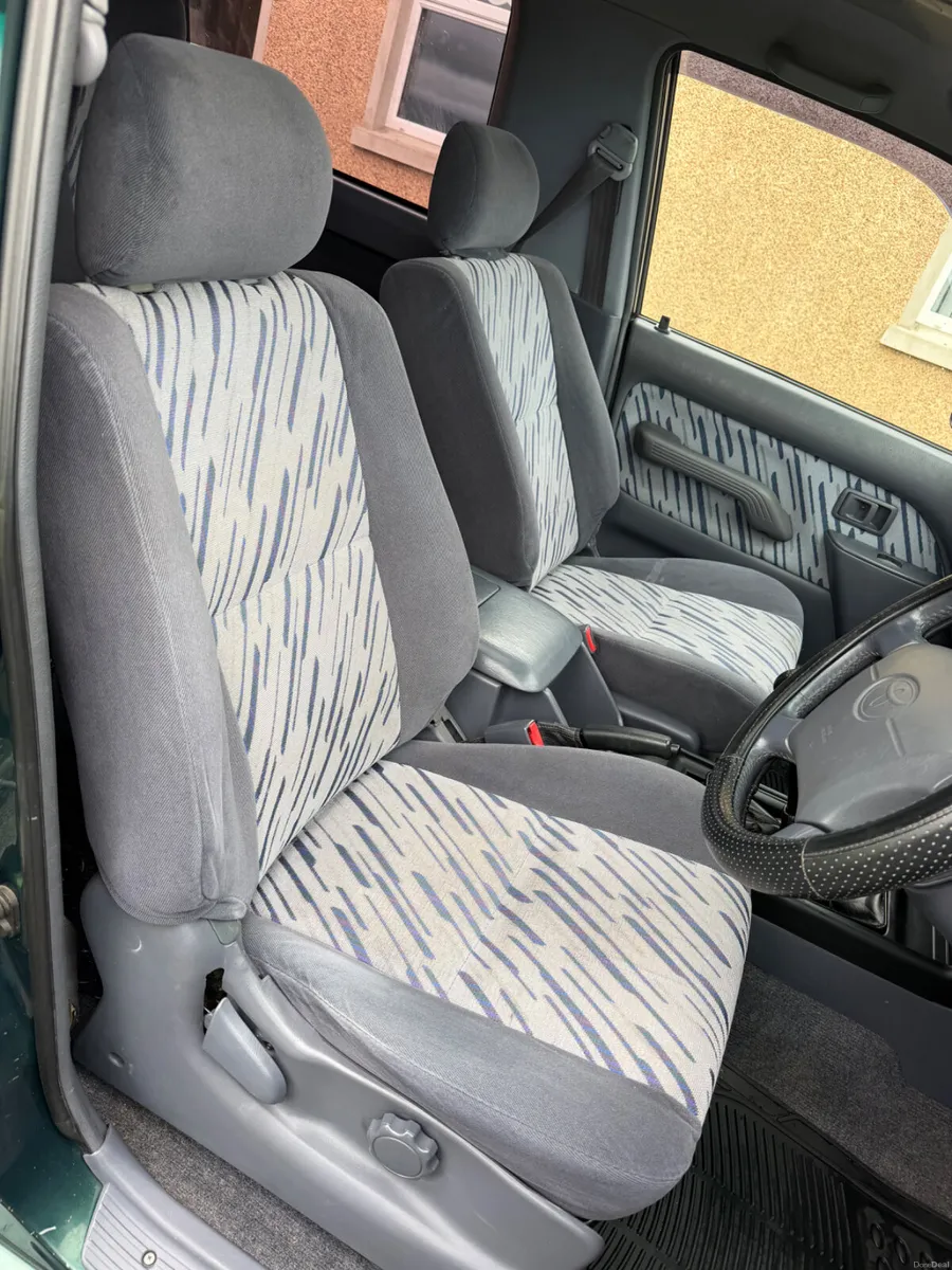 Toyota Land Cruiser 1997 - Image 6