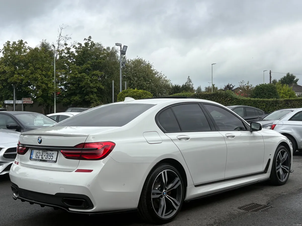 162 BMW 740E M-Sport *Low Kils* - Image 5