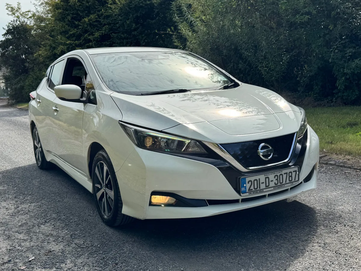 20 Nissan Leaf - Image 1