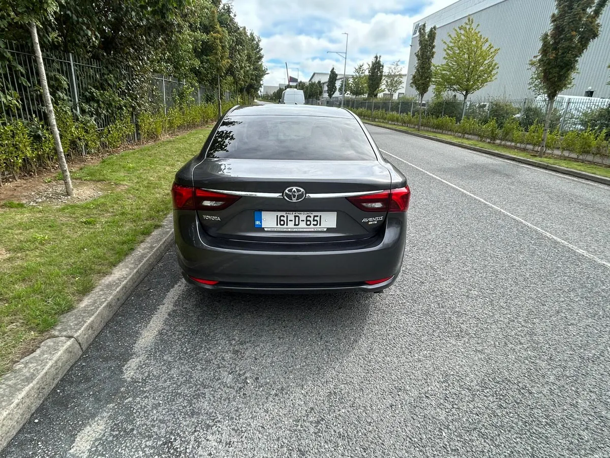 Toyota Avensis 2016 - Image 6