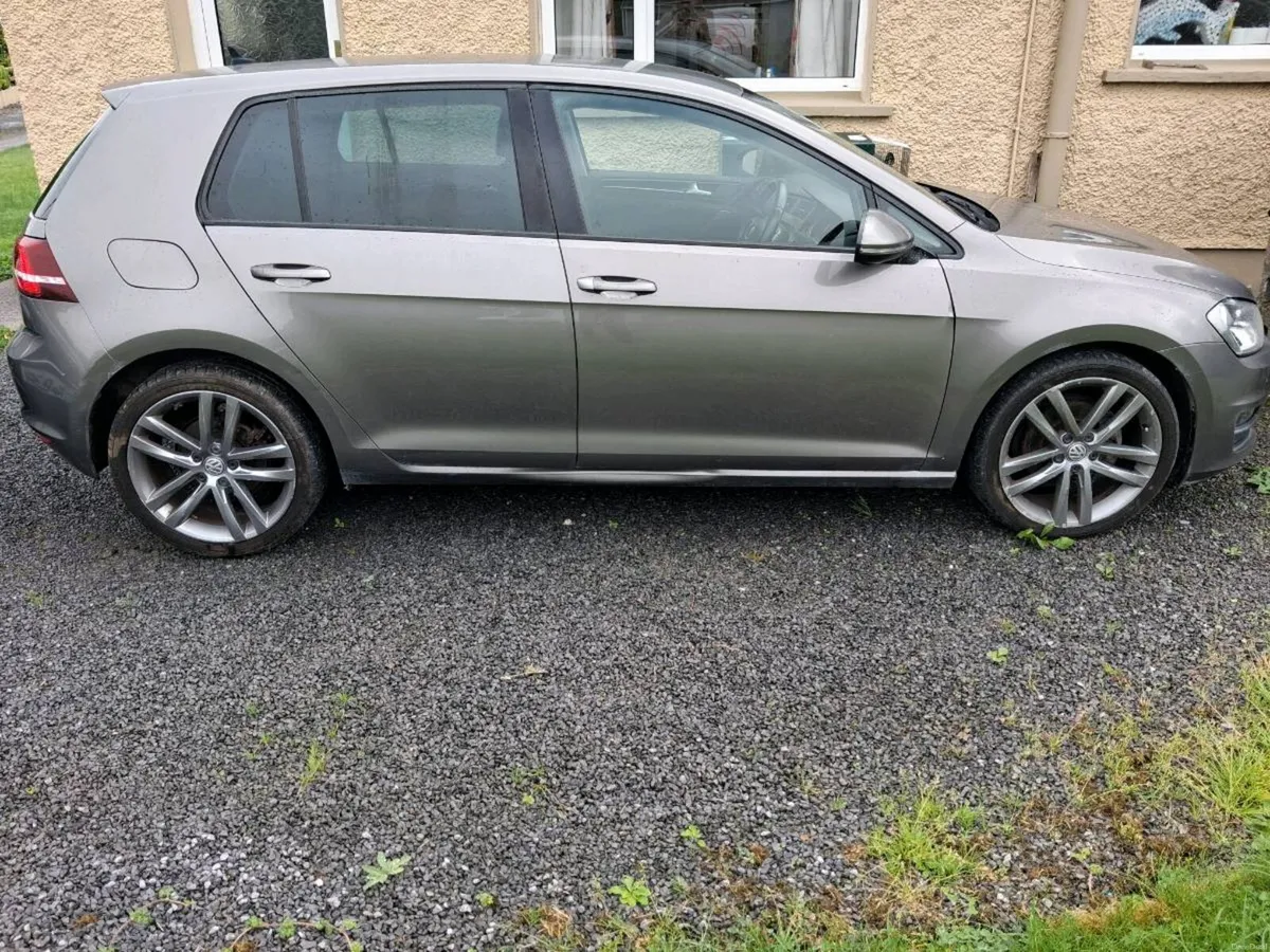 2017 golf - Image 1