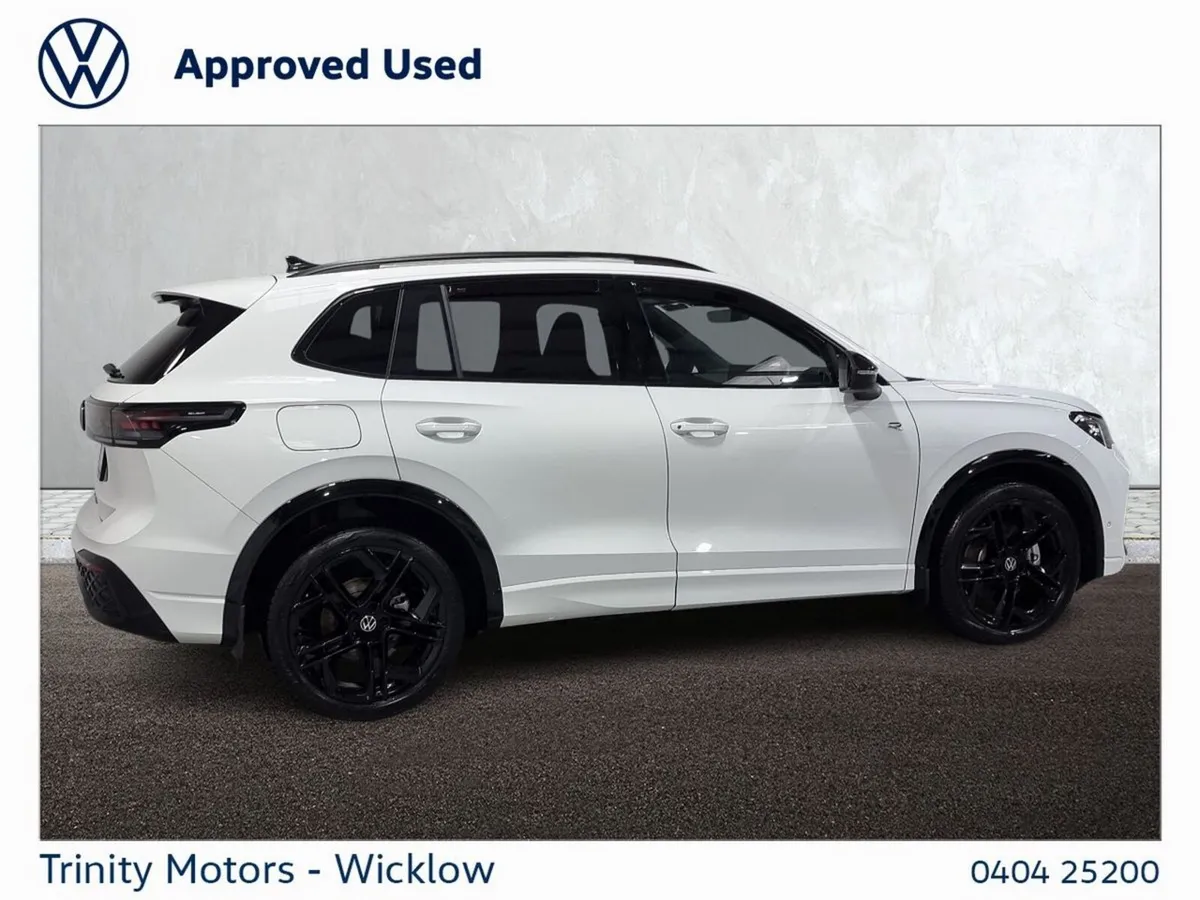 Volkswagen Tiguan ** R-LINE ED 75 ** 2.0TDI *** DS - Image 3