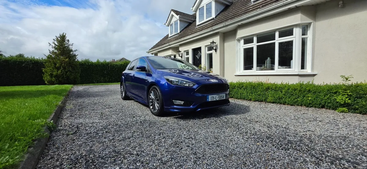 2017 Ford Focus 1.0L ST Line EcoBoost Petrol - Image 1
