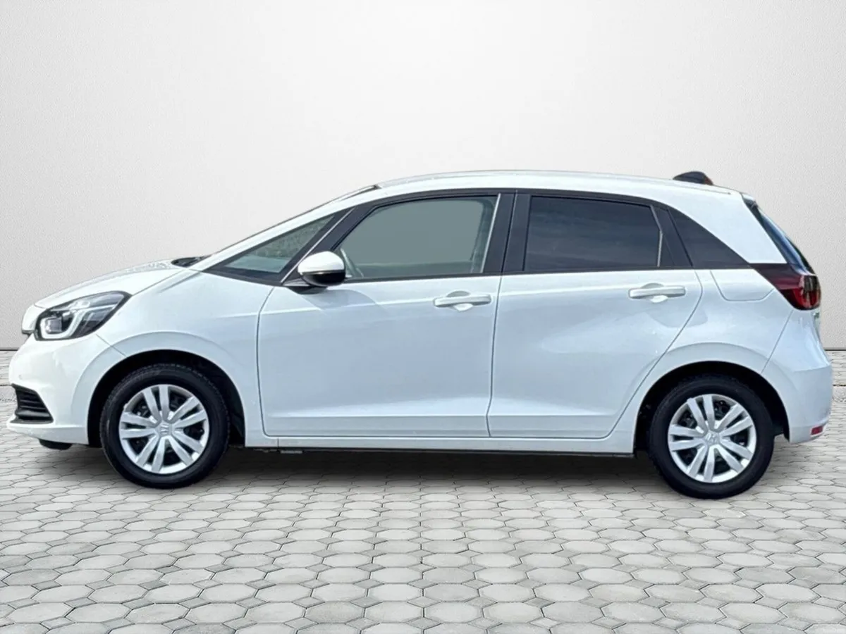Honda Fit Hybrid - Image 5