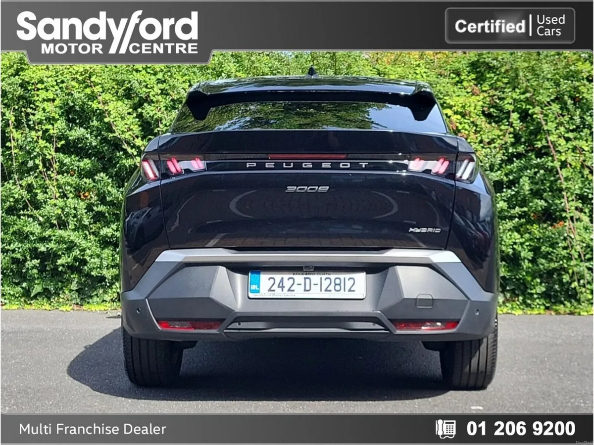 Peugeot 3008 1.2 MHEV PureTech 136bhp eDCS6 Allure - Image 6