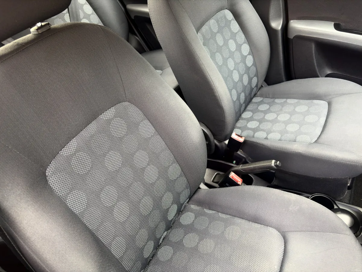 Hyundai i10 2008 1.1 Petrol nct 12/26 tax 1/27 - Image 5