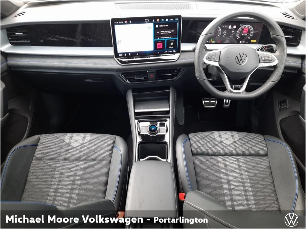 Volkswagen Tayron RLINE 1.5EHYBRID DSG 204HP - Image 2