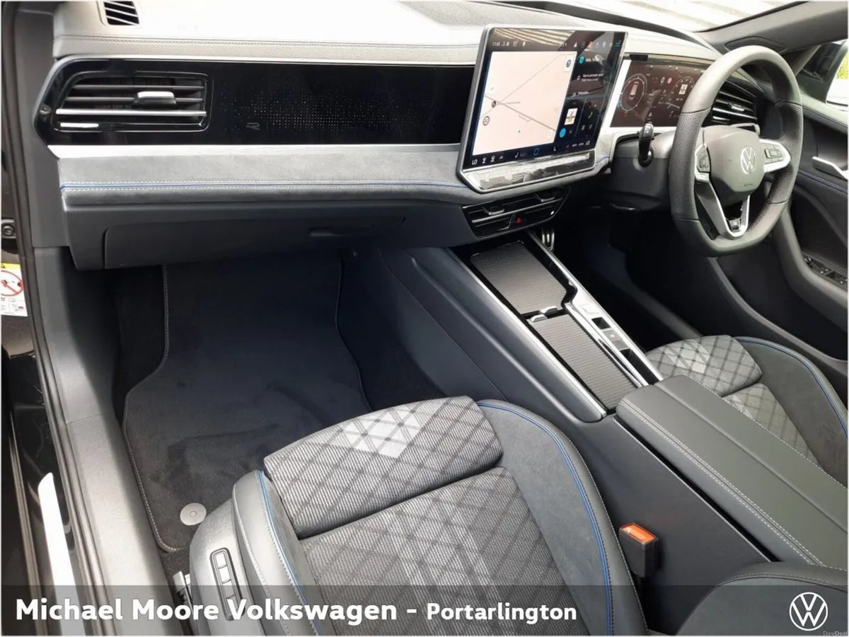 Volkswagen Passat RLINE 2.0TDI 150HP - Image 4