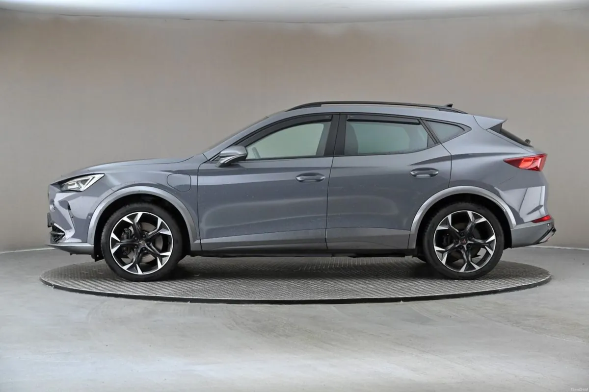 Cupra Formentor 1.4 DSG VZ1 PHEV 245BHP - Image 5