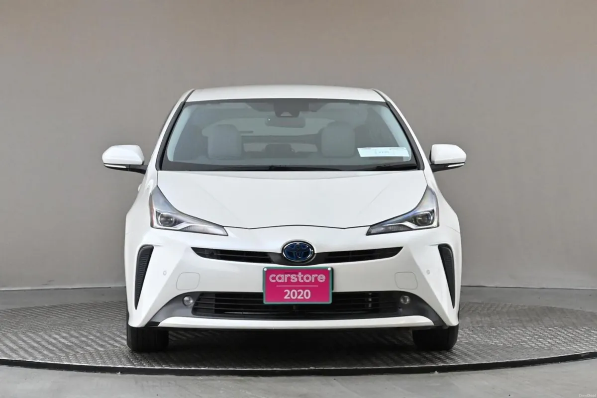 Toyota Prius 1.8 HYBRID **BI-TONE INTERIOR**REVERS - Image 2