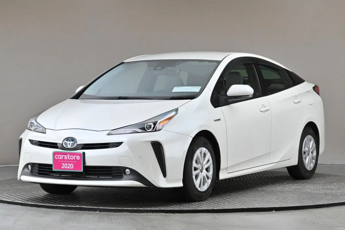 Toyota Prius 1.8 HYBRID **BI-TONE INTERIOR**REVERS - Image 3
