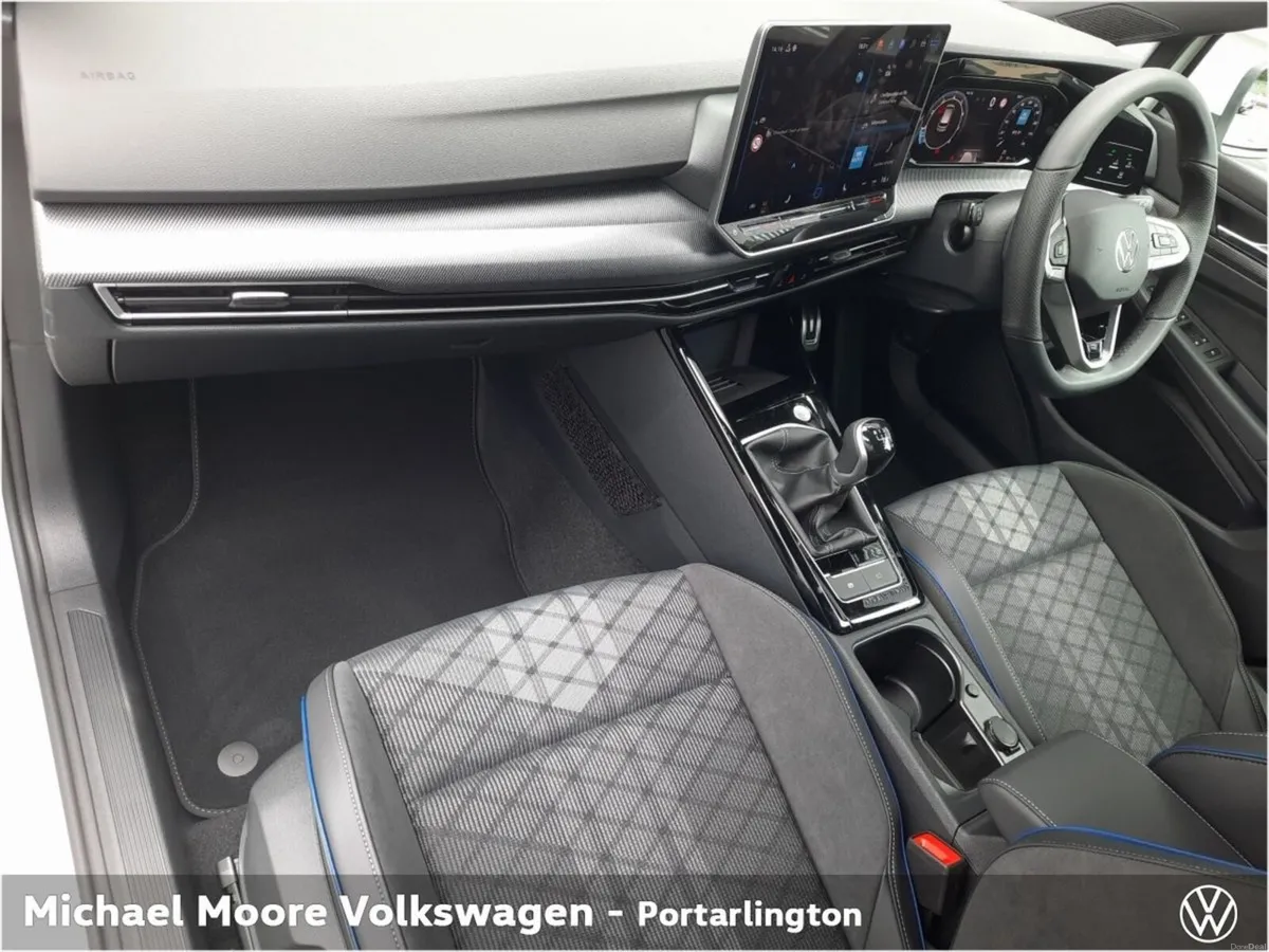 Volkswagen Golf R-LINE 1.5TSI 150 M6F - Image 4