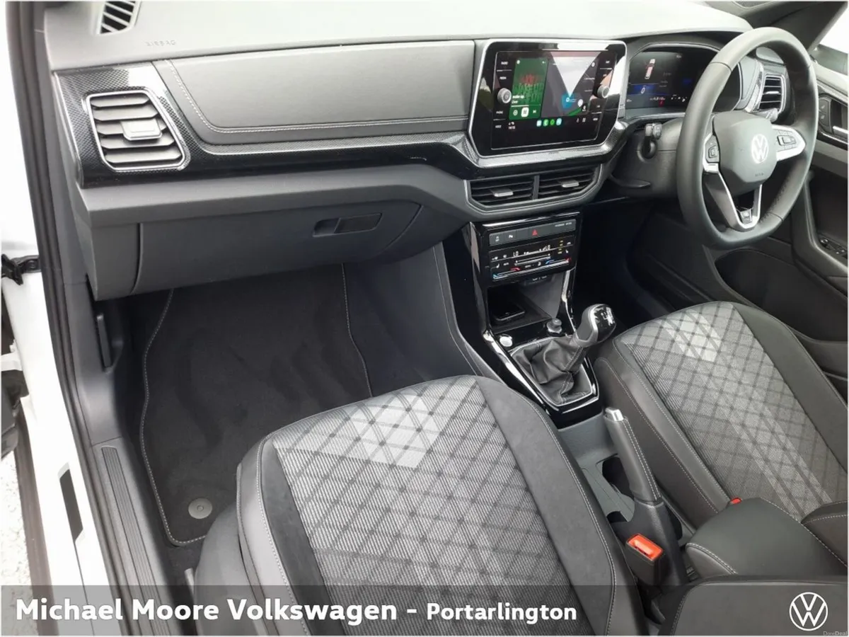 Volkswagen T-Cross R-LINE 1.0TSI M6F 115HP - Image 4