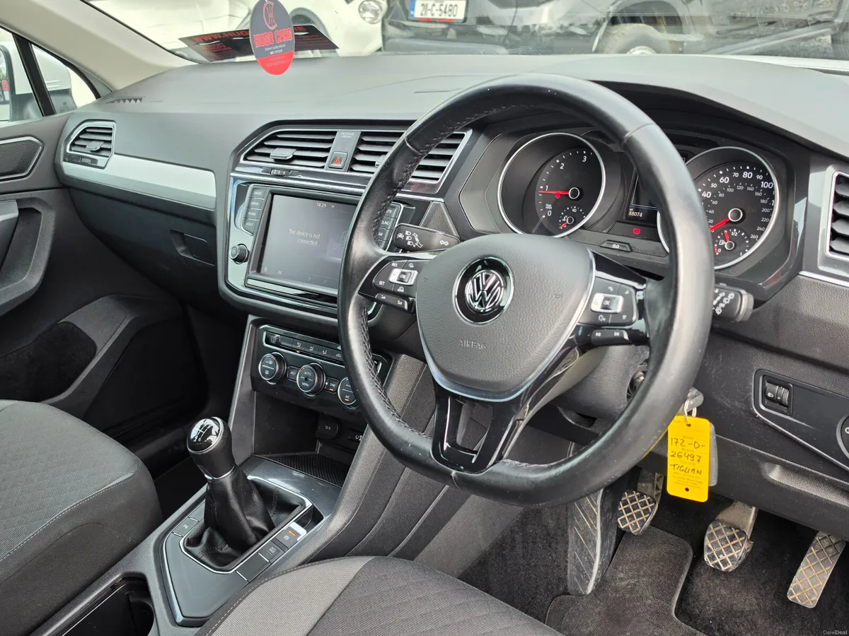 172 VW Tiguan 2.0tdi/Same owner last 6yrs/1yr Warr - Image 5
