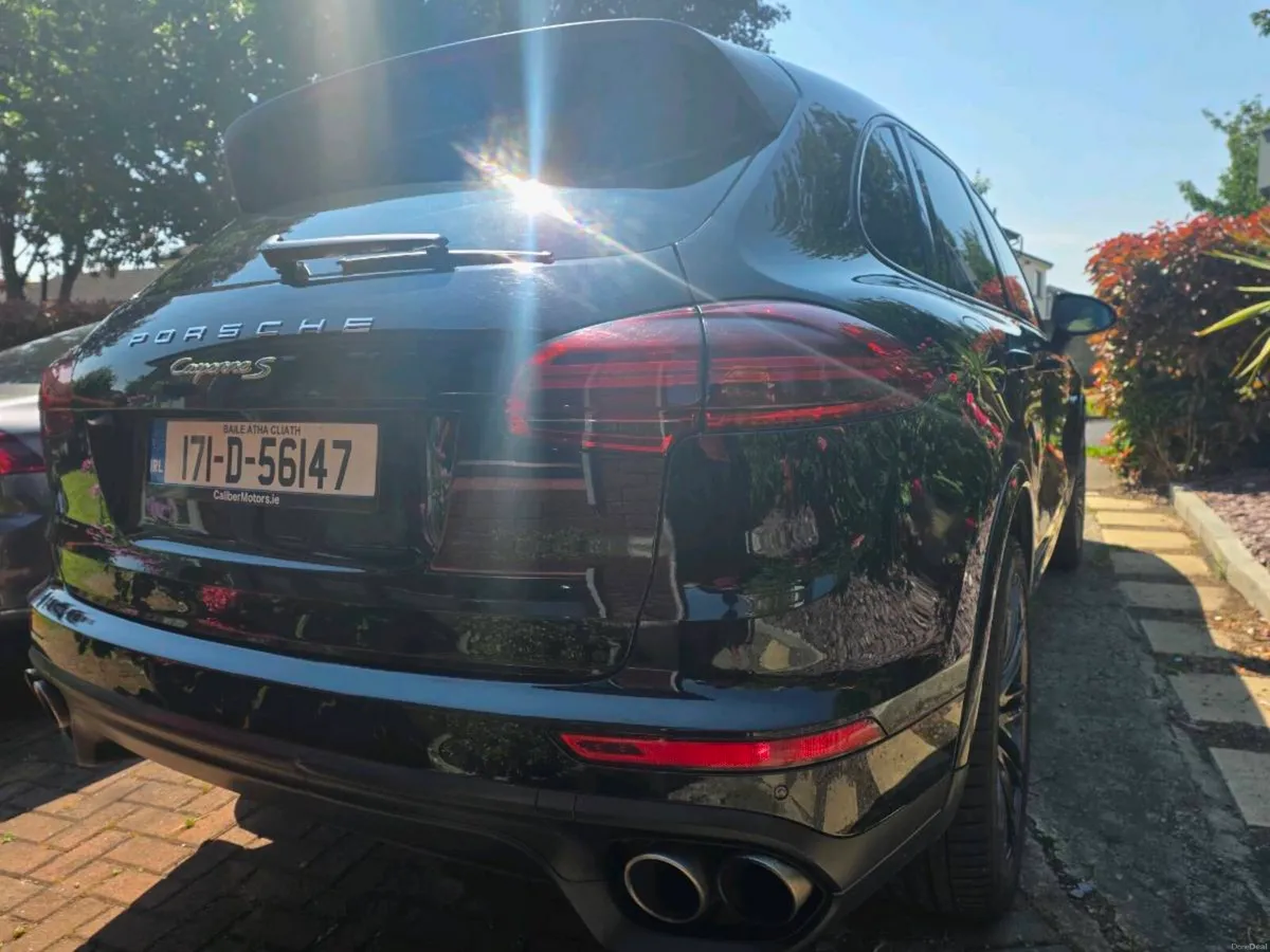 2017 PORSCHE CAYENNE PLATINUM EDITION - Image 5