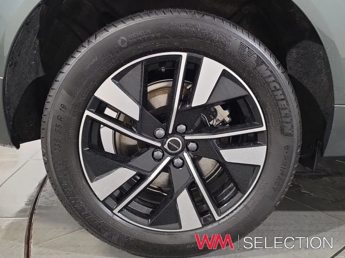 Volvo XC60 T6  Recharge PHEV - Image 6