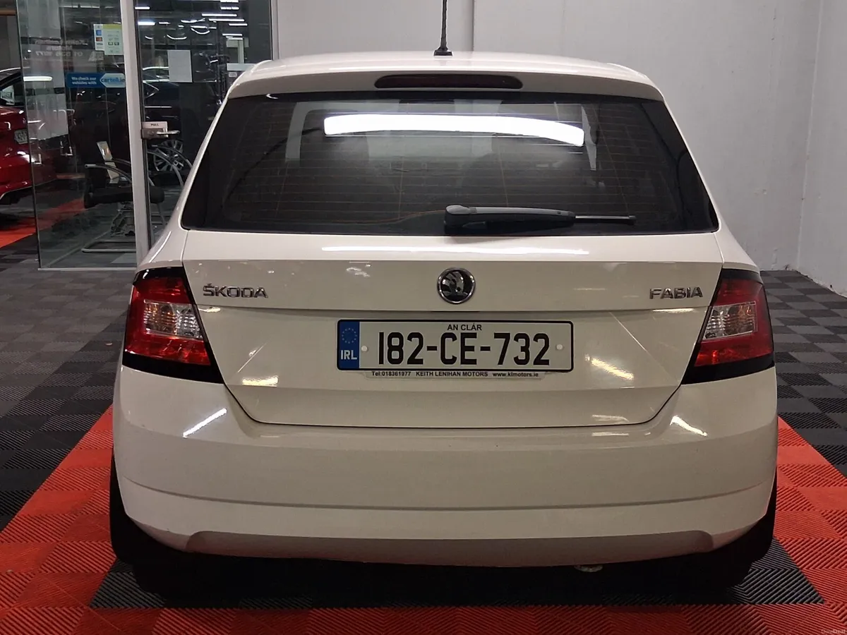 2018 Skoda Fabia **FINANCE AVAILABLE** - Image 4