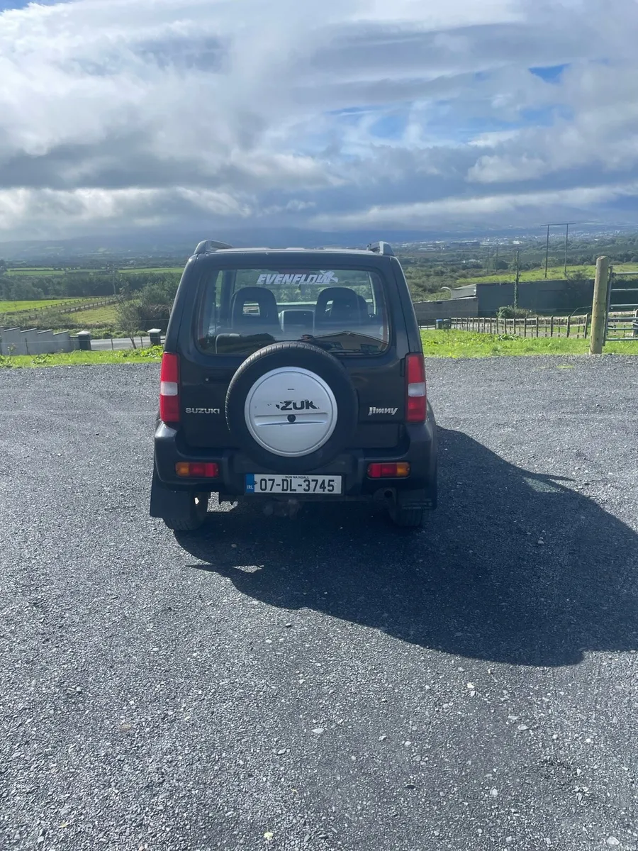 Suzuki Jimny jeep - Image 2