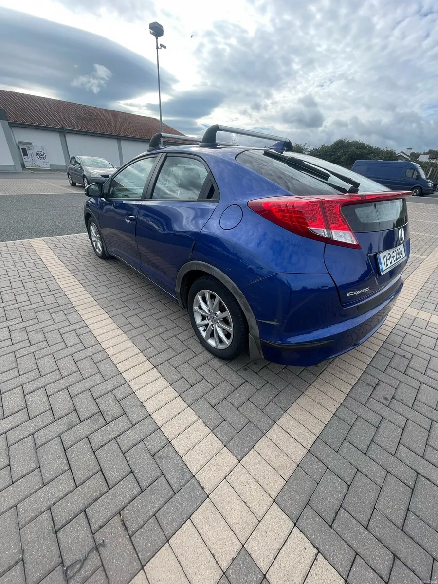 Honda Civic - Image 4