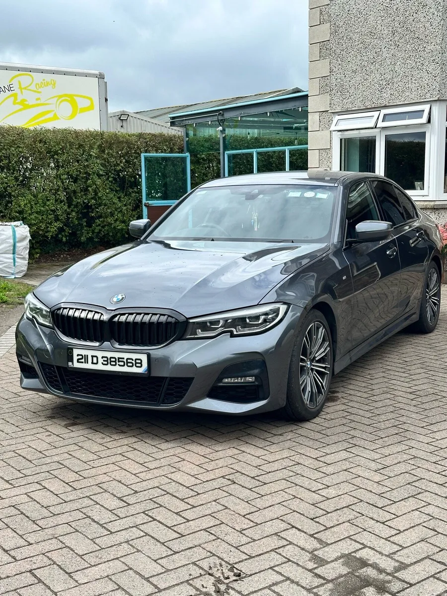 BMW 3 series 320 D M Sport - Image 1