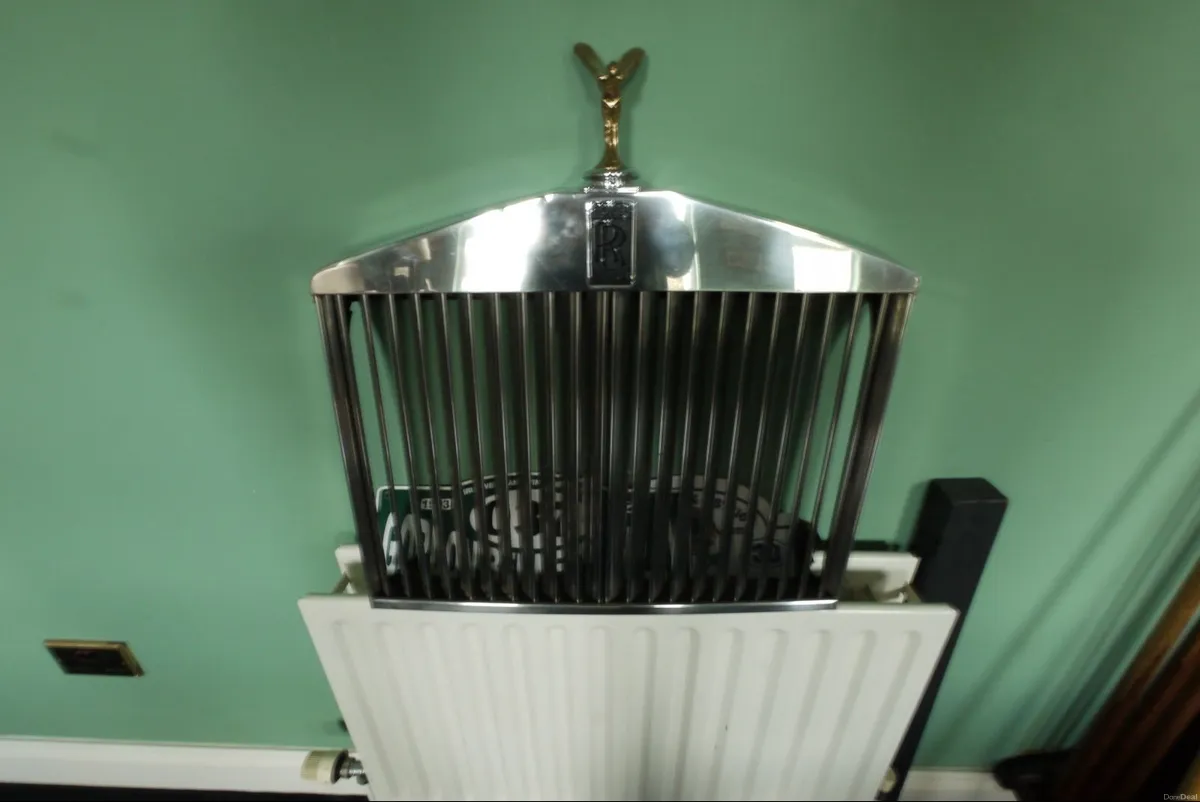 Rolls Royce radiator grille - Image 6