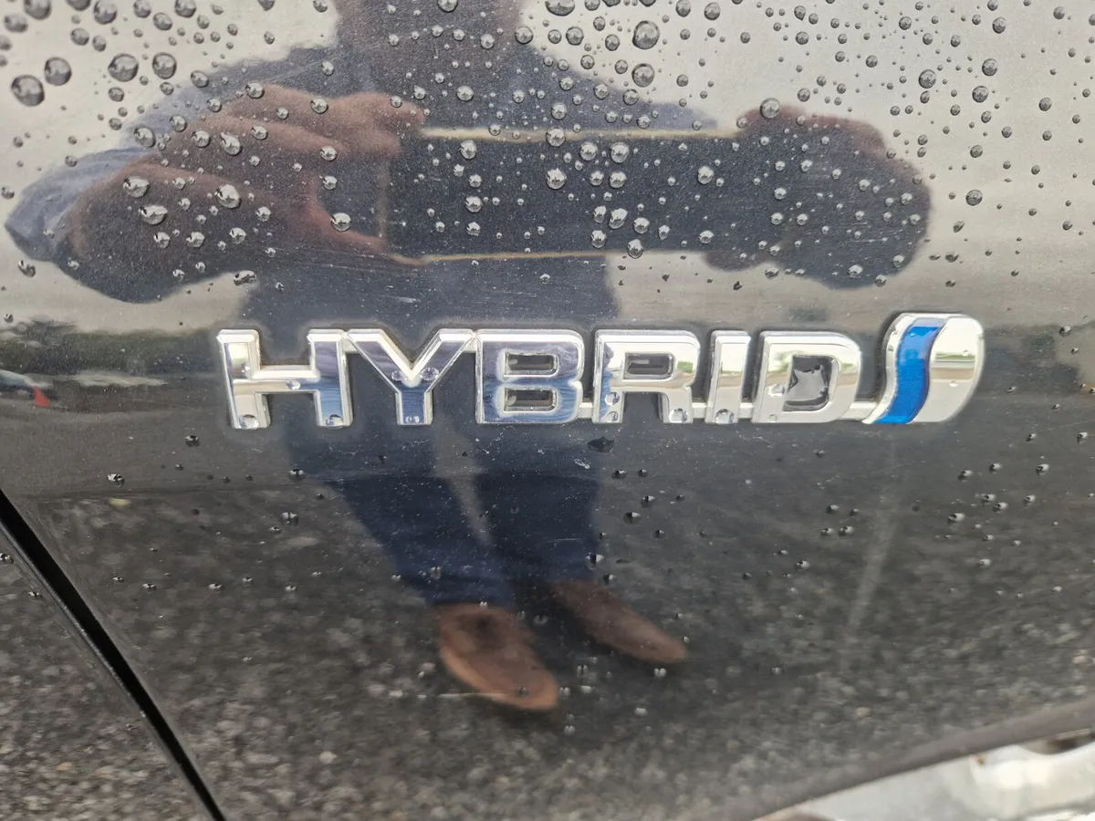 Toyota Auris T4 HYBRID 2012 - Image 5